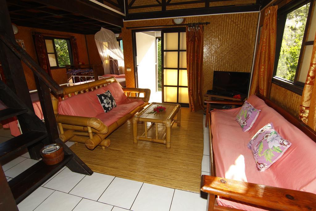 Pension Hibiscus Tahaa Uturoa Bagian luar foto