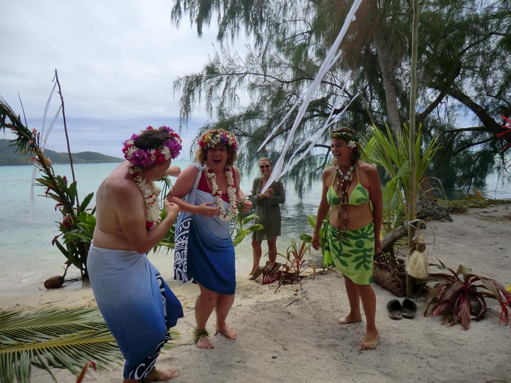 Pension Hibiscus Tahaa Uturoa Bagian luar foto