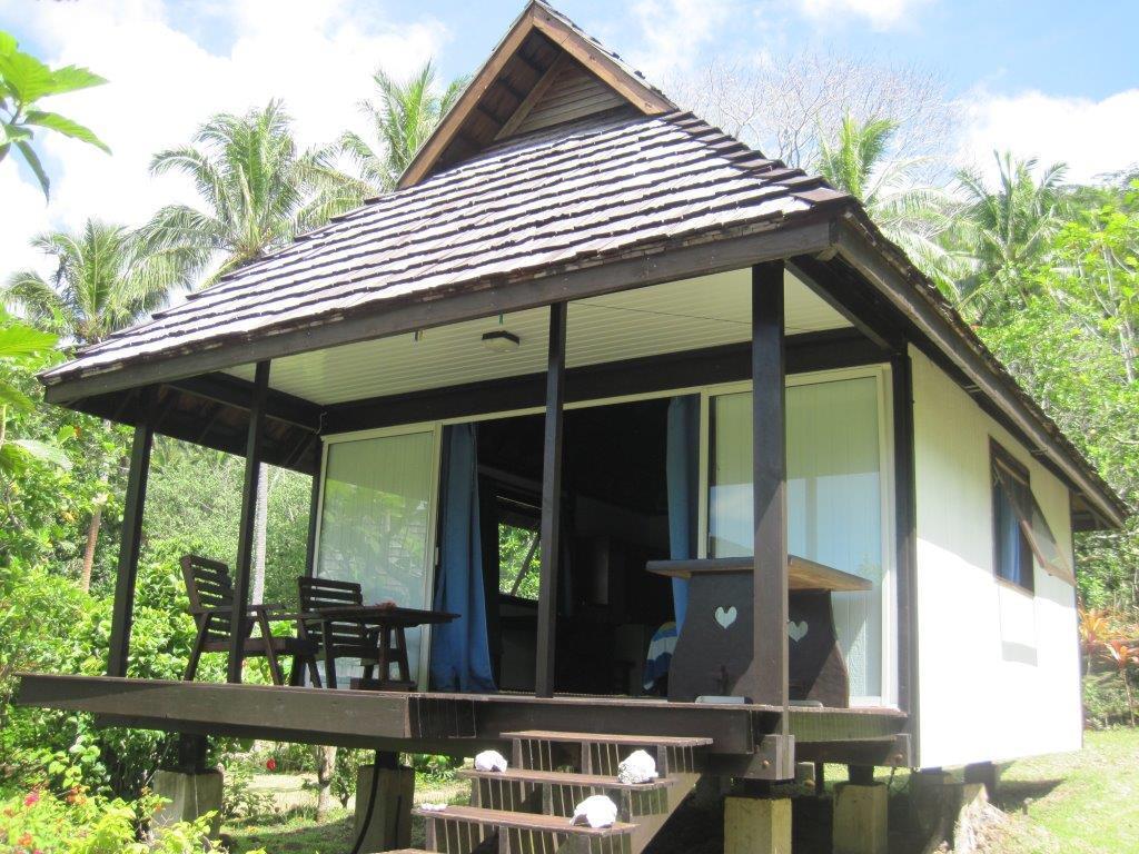 Pension Hibiscus Tahaa Uturoa Bagian luar foto