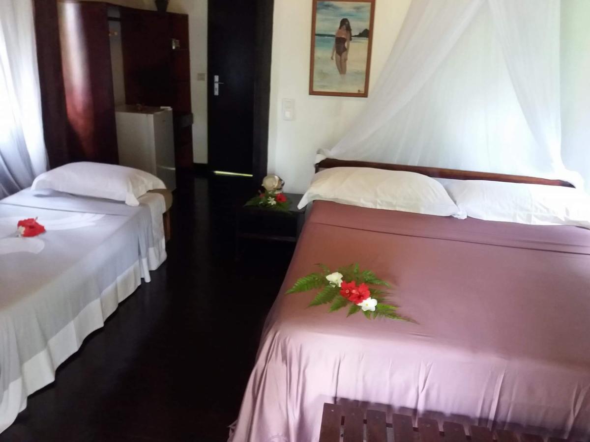 Pension Hibiscus Tahaa Uturoa Bagian luar foto