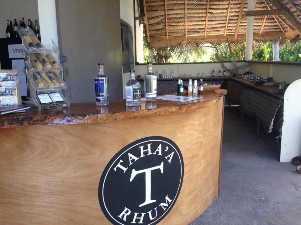 Pension Hibiscus Tahaa Uturoa Bagian luar foto